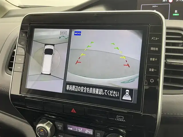 日産 セレナ ハイウェイスター V 埼玉県 2022(令4)年 3.4万km ブリリアントホワイトパール 純正10インチナビ/CD DVD フルセグTV Bluetooth/アラウンドビューモニター/フリップダウンモニター/デジタルインナーミラー/プロパイロット/エマージェンシーブレーキ/車線逸脱警報機能/ブラインドスポットモニター/レーンキープアシスト/クルーズコントロール（追従有）/パーキングアシスト/両側パワースライドドア/コーナーセンサー/ビルトインETC/LEDオートライト/プッシュスタート/スマートキー/スペアキー