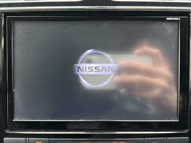 日産 セレナ ハイウェイスター Vセレ+SaftyⅡ 岩手県 2015(平27)年 9.7万km ブリリアントホワイトパール 純正SDナビ/フルセグTV/バックカメラ/全方位カメラ/ビルトインETC/ドライブレコーダー/クルーズコントロール/衝突被害軽減ブレーキ/レーンキープアシスト/横滑り防止装置/アイドリングストップ/両側電動スライドドア/オートライト/LEDヘッドライト/フォグランプ/スマートキー/プッシュスタート/電動格納ミラー/クリアランスソナー/純正15インチAW/純正フロアマット/純正ドアバイザー/保証書/取扱説明書