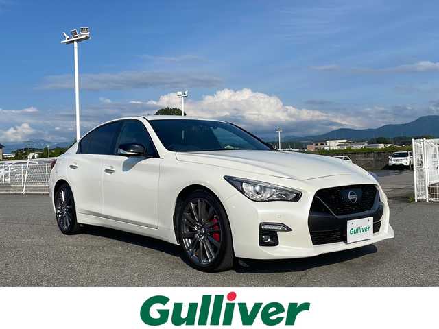 日産 スカイライン 400R 富山県 2022(令4)年 2.9万km ブリリアントホワイトパール プレミアムサウンド　BOSE/純正ナビ/インテリジェントエマージェンシーブレーキ/クルーズコントロール追従機能有/両側電動シート/プッシュスタート/ＬＥＤヘッドランプＡＦＳ付/ＥＴＣ２．０　/純正フロアマット