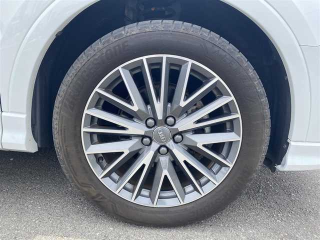 アウディ Ｑ３ SB 35TDIクワトロ Sライン 福岡県 2020(令2)年 2.3万km グレイシアホワイトメタリック ・アダプティブクルーズコントロール/・純正メモリーナビ/USB/Bluetooth/AppleCarPlay/・全方位カメラ/・ハーフレザーシート/シートヒーター/・社外前後ドライブレコーダー/・フルセグ/・ETC/・純正19AW/・プッシュスタート/・パーキングアシスト/・アイドリングストップ/・スマートキー/・スペアキー/・パワーシート/・レーンキープアシスト/・オートライト/・ＬＥＤライト/・保証書/・取扱説明書