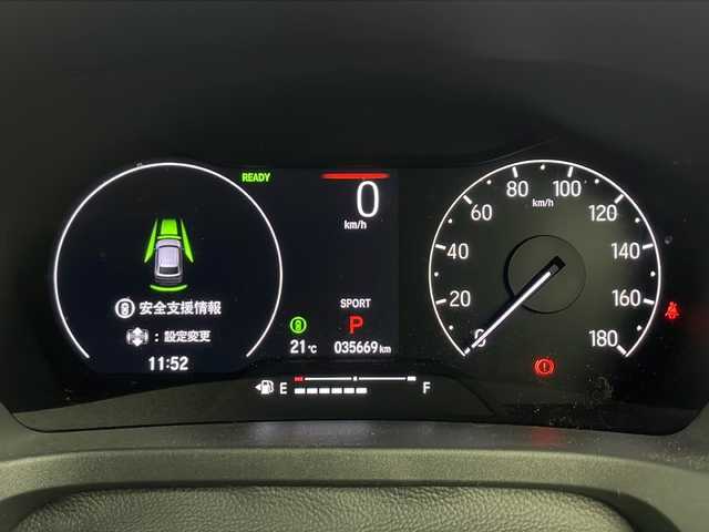 ホンダ ヴェゼル ハイブリッド e:HEV X 三重県 2022(令4)年 3.6万km クリスタルブラックパール 禁煙車/純正7型インターナビ/バックカメラ/アダプティブクルーズコントロール/パドルシフト/路外逸脱抑制機能/踏み間違い防止/衝突軽減/ステアリングスイッチ/純正16インチAW/ビルトインETC/前後ドライブレコーダー/オートハイビーム/電子パーキング