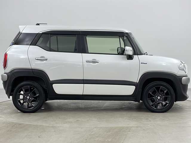 スズキ クロスビー HYBRID MZ 道央・札幌 2018(平30)年 5.8万km ピュアホワイトP ・4WD/・純正8インチSDナビ&フルセグ&CD&DVD&BT&SD/・全方位カメラ/・スズキセーフティサポート/・デュアルセンサーブレーキサポート/・誤発進抑制機能/・車線逸脱警報/・ふらつき警報/・リアパーキングセンサー/・先行車発進お知らせ機能/・社外ドライブレコーダー360°/・クルーズコントロール/・ヒルディングアシストコントロール/・パドルシフト/・シートヒーター/・ミラーヒーター/・ビルトインETC/・グリップコントロール/・ステアリングスイッチ/・革巻きステアリング/・オートマチックハイビーム/・オートライト/・LEDヘッドライト/・LEDフォグ/・ウィンカーミラー/・スノースイッチ/・スポーツスイッチ/・スマートキー/・アイドリングストップ/・プッシュスタート