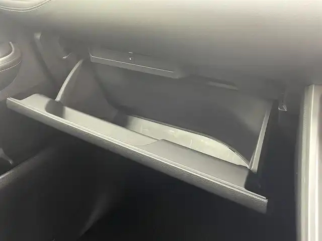 トヨタ ノア ハイブリッド S－Z 茨城県 2025(令7)年 0.1万km未満 アティチュードブラックマイカ 登録済未使用車/純正10.5型DA/フルセグ/CD/DVDデッキ/バックカメラ/快適利便パッケージ/衝突被害軽減ブレーキ/車線逸脱抑制装置/レーダークルーズコントロール/オートマチックハイビーム/クリアランスソナー/両側電動スライドドア/ETC2.0/ドラレコ/シートヒーター/純正17インチAW/3眼LEDヘッドライト/スマートキー