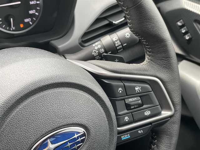 スバル クロストレック リミテッド 佐賀県 2023(令5)年 0.7万km ブルーグリーン 純正11.6インチセンターディスプレイナビ/・フルセグTV/Bluetooth接続/・Apple CarPlay/Android AUTO/全周囲カメラ/シートヒーター/・D+N席パワーシート/・D席メモリシート/ステアリングヒーター/ステアリングリモコン/電子パーキング/自動防眩ルームミラー/リバース連動ドアミラー/プッシュスタート/スマートキー×2/ルーフレール/純正LEDヘッドライト/純正フォグライト/ステアリング連動ヘッドランプ/LEDコーナリングランプ/アダプティブドライビングビーム/純正16インチアルミホイール/純正フロアマット/純正ドアバイザー/アイサイト/・プリクラッシュセーフティ/・前側方プリクラッシュブレーキ/・車線逸脱抑制/・スバルリヤビークルディテクション/・誤発進抑制/・全車速追従機能付クルーズコントロール/・先行車発進&青信号お知らせ機能