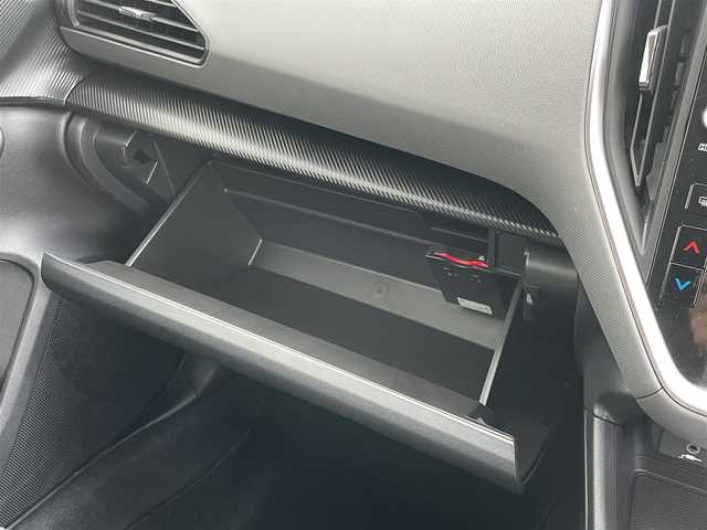 スバル クロストレック リミテッド 佐賀県 2023(令5)年 0.7万km ブルーグリーン 純正11.6インチセンターディスプレイナビ/・フルセグTV/Bluetooth接続/・Apple CarPlay/Android AUTO/全周囲カメラ/シートヒーター/・D+N席パワーシート/・D席メモリシート/ステアリングヒーター/ステアリングリモコン/電子パーキング/自動防眩ルームミラー/リバース連動ドアミラー/プッシュスタート/スマートキー×2/ルーフレール/純正LEDヘッドライト/純正フォグライト/ステアリング連動ヘッドランプ/LEDコーナリングランプ/アダプティブドライビングビーム/純正16インチアルミホイール/純正フロアマット/純正ドアバイザー/アイサイト/・プリクラッシュセーフティ/・前側方プリクラッシュブレーキ/・車線逸脱抑制/・スバルリヤビークルディテクション/・誤発進抑制/・全車速追従機能付クルーズコントロール/・先行車発進&青信号お知らせ機能