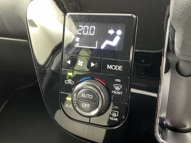 トヨタ パッソ モーダ　Gパッケージ 道央・札幌 2019(平31)年 4万km ダークエメラルドマイカ ・４WD　/寒冷地仕様/・スマートアシストIII/・衝突回避支援システム/・オートハイビーム/LEDライト/・純正ディーラーオプションナビC/・DVD.CD。SD.Bluetooth/・フルセグTV/・全方位カメラ/・コーナーセンサー/・ドライブレコーダー/ビルトインETC/・フロントワイパーデアイサー/・プッシュスタート/スマートキー