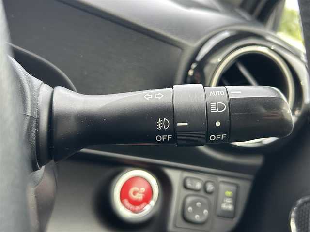 トヨタ アクア G G’s 静岡県 2016(平28)年 5.9万km ライムホワイトパールクリスタルシャイン ワンオーナー/社外ナビ/　（フルセグTV、DVD、CD）/バックカメラ/純正エアロパーツ/クルーズコントロール/ハーフレザーシート/プリクラッシュセーフティ/横滑り防止装置/レーンキープアシスト/オートマチックハイビーム/スマートキー/プッシュスタート/社外ETC/社外前後ドライブレコーダー/盗難防止装置/純正フロアマット/純正17インチアルミホイール/保証書/取扱説明書