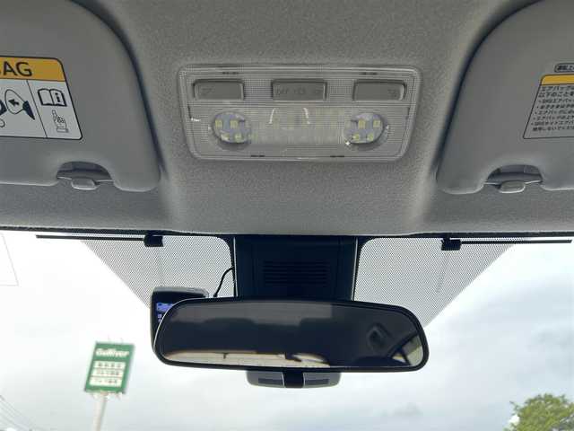トヨタ アクア G G’s 静岡県 2016(平28)年 5.9万km ライムホワイトパールクリスタルシャイン ワンオーナー/社外ナビ/　（フルセグTV、DVD、CD）/バックカメラ/純正エアロパーツ/クルーズコントロール/ハーフレザーシート/プリクラッシュセーフティ/横滑り防止装置/レーンキープアシスト/オートマチックハイビーム/スマートキー/プッシュスタート/社外ETC/社外前後ドライブレコーダー/盗難防止装置/純正フロアマット/純正17インチアルミホイール/保証書/取扱説明書