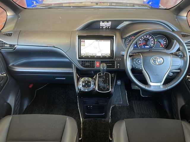 トヨタ ノア Si ダブルバイビー 長野県 2018(平30)年 4.3万km ブラック ４WD/純正ナビフルセグTV/バックカメラ/ETC/両側パワースライドドア/社外16インチアルミ/LEDヘッドライト/スマートキー