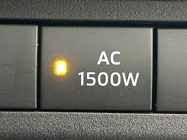 三菱 アウトランダー ＰＨＥＶ G 宮城県 2022(令4)年 2万km チタニウムグレーメタリック 4WD/e-Assist/・車線維持支援機能/・衝突被害軽減ブレーキシステム/・後退時交差車両検知警報システム/・ふらつき警告/・標識認識システム/純正メモリナビ/全方位カメラ/バックカメラ/フルセグテレビ/Bluetooth/クルーズコントロール/パドルシフト/純正ドラレコ前後/パワーシート/シートヒーター/純正LEDヘッドライト/オートライト/オートマチックハイビーム/フォグランプ/横滑り防止装置/アンチロックブレーキシステム/純正アルミホイール/純正フロアマット