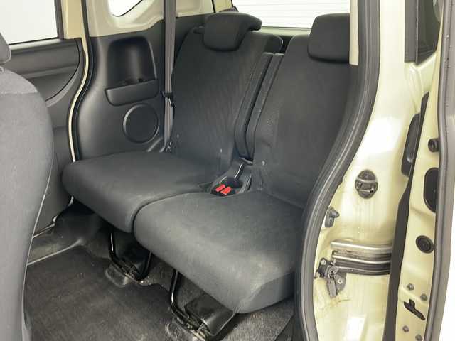 ホンダ Ｎ ＢＯＸ G 道央・札幌 2013(平25)年 9万km ヒダマリアイボリーパール ・4WD/・寒冷地仕様/・社外オーディオ&CD&USB/・両側パワースライドドア/・ベンチシート/・社外エンジンスターター/・社外前後ドライブレコーダー/・ドアミラーヒーター/・HIDヘッドライト/・純正14インチAW
