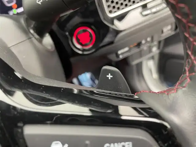 ホンダ シビック EX 宮城県 2024(令6)年 2.9万km プラチナホワイトパール HondaSENSING//純正コネクトナビ/AM FM Bluetooth USB AppleCarPlay AndroidAuto//フルセグTV//バックモニター//LEDオートヘッドランプ//レーダークルーズコントロール//ハーフレザーシート//シートヒーター(前席)//ワイヤレス充電//ビルトインETC2.0//BOSEプレミアムサウンド//パワーシート(前席)//無限マット//アイドリングストップ//保証書
