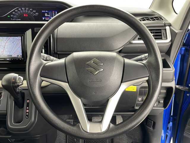 スズキ ソリオ G 道央・札幌 2022(令4)年 6.4万km スピーディーブルーM ・４ＷＤ/・社外ナビ（ＢＴ＆ＤＶＤ＆ＣＤ）/・バックカメラ/・デュアルカメラブレーキサポート/・片側電動スライドドア/・社外ドライブレコーダー/・プッシュスタート/・スマートキー/・ビルトインＥＴＣ/・オートライト/・オートマチックハイビーム/・ヘッドライトレベライザー/・ミラーヒーター/・スペアキー