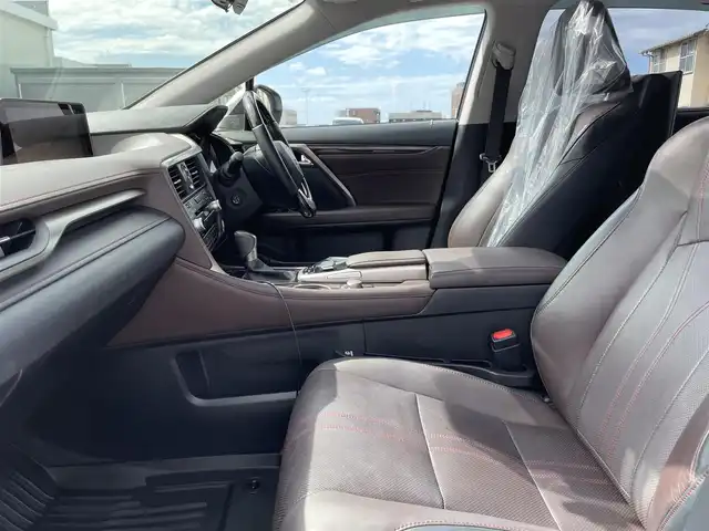 レクサス ＲＸ 200t バージョンL 石川県 2017(平29)年 5.3万km ソニッククォーツ 純正メーカーナビ/DVD/フルセグTV/パノラマモニター/革シート/シートヒーター&クーラー/サンルーフ/リアエンターテイメント/TVキャンセラー/パワーバックドア/レクサスセーフティ/レーダークルーズ/純正アルミホイール/スマートキー/プッシュスタート/電動ミラー/ドライブレコーダー/ETC/ハンドルヒーター