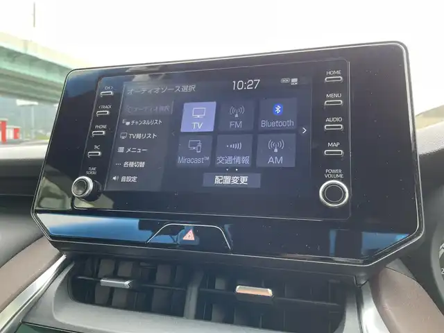 トヨタ ハリアー G 福岡県 2021(令3)年 4.7万km ホワイトパールクリスタルシャイン 純正8型メモリナビ（フルセグTV/BT）トヨタセーフティセンスバックカメラコーナーセンサー電動リアゲートレーダークルコンETCデジタルインナーミラー純正18インチアルミホイールスマートキープッシュスタート