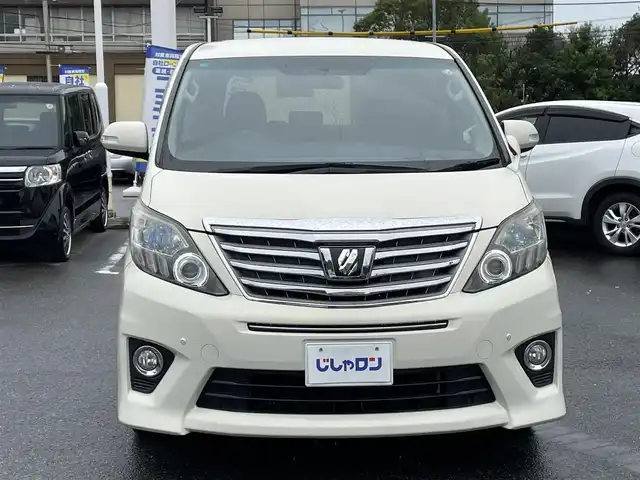 トヨタ アルファード 240S 愛知県 2013(平25)年 12万km ゴールドパールクリスタルシャイン (株)IDOMが運営する【じしゃロン名古屋鳴海店】の自社ローン専用車両になりますこちらは現金またはオートローンご利用時の価格です。自社ローンご希望の方は別途その旨お申付け下さい/社外ナビ/・型番：VIE-X009/・フルセグTV/SD/DVD/CD/BT/・バックカメラ/・ETC/・社外フリップダウン/革張ステアリング/・ステアリング/両側パワースライドドア/プッシュスタート/・スマートキー/電動格納ミラー/・ウィンカーミラー/キセノンヘッドライト/・フォグランプ/・オートライト/ドアバイザー/純正フロアマット