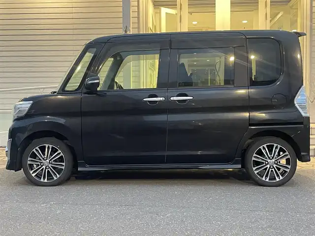 ダイハツ タント カスタム RS SA 秋田県 2014(平26)年 9.8万km ブラックマイカメタリック (株)IDOMが運営する【じしゃロン秋田店】の自社ローン専用車両になりますこちらは現金またはオートローンご利用時の価格です。自社ローンご希望の方は別途その旨お申付け下さい/スマートアシスト/衝突回避支援ブレーキ/衝突警報/誤発進抑制機能(前方)/先行車発進お知らせ機能/純正SDナビ【CD/DVD/SD/Bluetooth/USB/VTR/iPod】/バックカメラ/フルセグTV/LEDヘッドライト