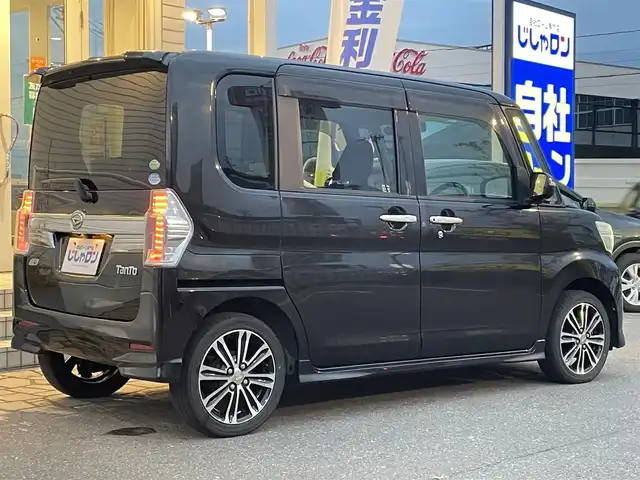 ダイハツ タント カスタム RS SA 秋田県 2014(平26)年 9.8万km ブラックマイカメタリック (株)IDOMが運営する【じしゃロン秋田店】の自社ローン専用車両になりますこちらは現金またはオートローンご利用時の価格です。自社ローンご希望の方は別途その旨お申付け下さい/スマートアシスト/衝突回避支援ブレーキ/衝突警報/誤発進抑制機能(前方)/先行車発進お知らせ機能/純正SDナビ【CD/DVD/SD/Bluetooth/USB/VTR/iPod】/バックカメラ/フルセグTV/LEDヘッドライト