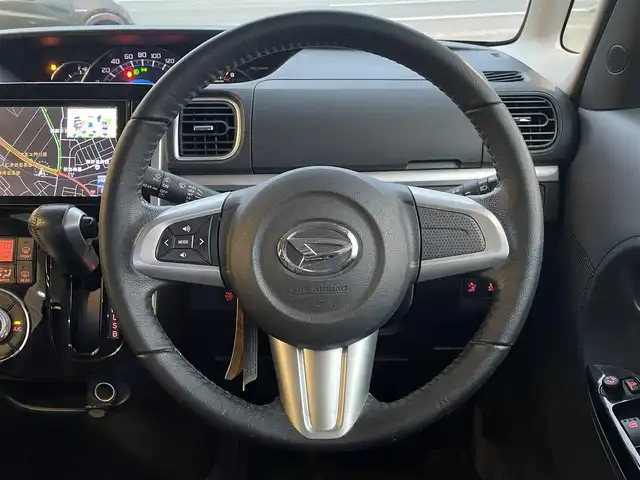 ダイハツ タント カスタム RS SA 秋田県 2014(平26)年 9.8万km ブラックマイカメタリック (株)IDOMが運営する【じしゃロン秋田店】の自社ローン専用車両になりますこちらは現金またはオートローンご利用時の価格です。自社ローンご希望の方は別途その旨お申付け下さい/スマートアシスト/衝突回避支援ブレーキ/衝突警報/誤発進抑制機能(前方)/先行車発進お知らせ機能/純正SDナビ【CD/DVD/SD/Bluetooth/USB/VTR/iPod】/バックカメラ/フルセグTV/LEDヘッドライト