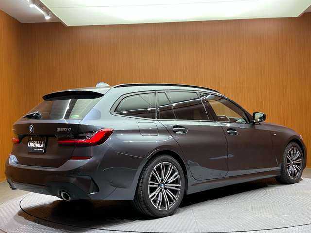 ＢＭＷ ３２０ｄ xDrive ツーリング Mスポーツ 千葉県 2020(令2)年 4.7万km ミネラルグレー イノベーションＰＫＧ　/ハイラインＰＫＧ　/ＢＭＷレーザーライト　/純正ナビ　/３６０°カメラ　/ＨＵＤ　/ＡＣＣ　/黒革　/シートヒーター　/パワーシート　/パーキングアシスト　/ドライブレコーダー　/電動リアゲート