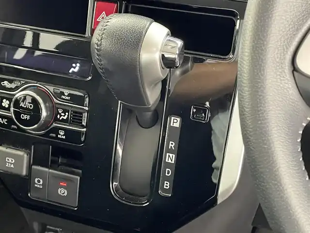 トヨタ ルーミー カスタムG－T 滋賀県 2021(令3)年 3.2万km レーザーブルークリスタルシャイン 純正8型ナビ/Bluetooth/SD/CD/フルセグTV/フロント/サイド/バック/全方位カメラ/純正12インチフリップダウンモニター/追従クルーズコントロール/両側パワースライドドア/シートヒーター/オートハイビーム/ステアリングリモコン/前後ドライブレコーダー/ETC