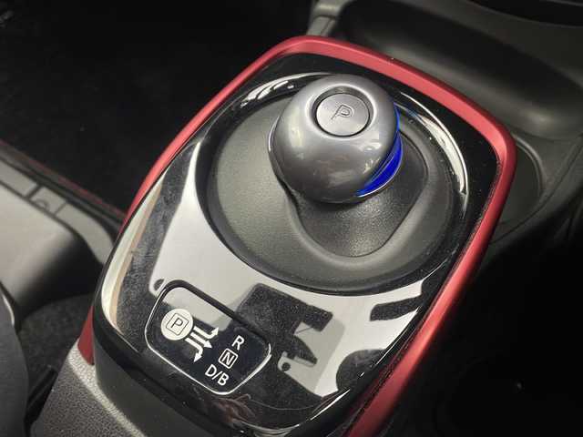 日産 ノート e－パワー ニスモ 大阪府 2018(平30)年 6.5万km ブリリアントホワイトパール nismoシート/super cat/A130追加メーター/nismoアドバイザー