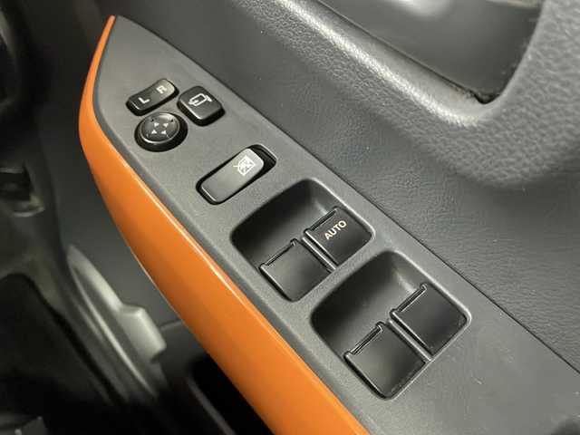 マツダ フレア クロスオーバー XG 栃木県 2014(平26)年 8.2万km パッションオレンジ ホワイト2トーン 禁煙車/純正ナビ/（CD/DVD/BT/TV/AM/FM/SD)/オートライト/アイドリングストップ/オートエアコン/HIDヘッドライト/スマートキー/プッシュスタート/電動格納ミラー/シートヒーター/純正フロアマット/純正サイドバイザー/ETC