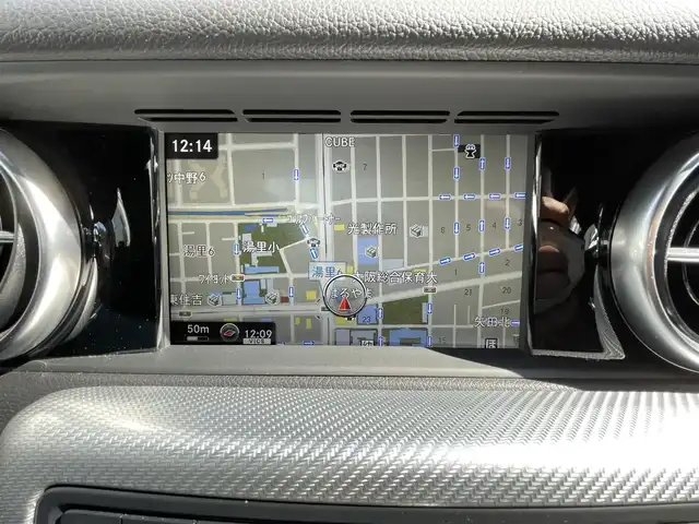 メルセデス・ベンツ ＳＬＣ１８０ スポーツ 大阪府 2017(平29)年 4.1万km ポーラホワイト 電動オープン/純正ナビ/フルセグテレビ/バックカメラ/ブラインドスポットモニター/スポーツサスペンション/アイドリングストップ/追従式クルーズコントロール/ビルトインETC/アダプティブLEDヘッドライト/ウィンカーミラー/アナログ時計/9速ATミッション