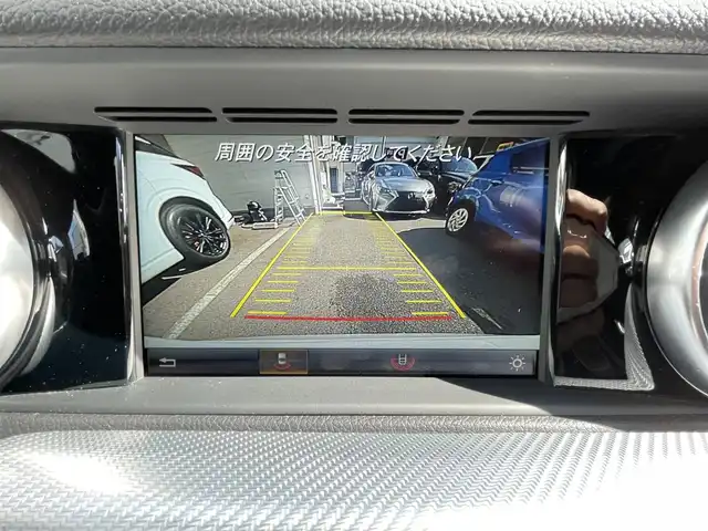 メルセデス・ベンツ ＳＬＣ１８０ スポーツ 大阪府 2017(平29)年 4.1万km ポーラホワイト 電動オープン/純正ナビ/フルセグテレビ/バックカメラ/ブラインドスポットモニター/スポーツサスペンション/アイドリングストップ/追従式クルーズコントロール/ビルトインETC/アダプティブLEDヘッドライト/ウィンカーミラー/アナログ時計/9速ATミッション