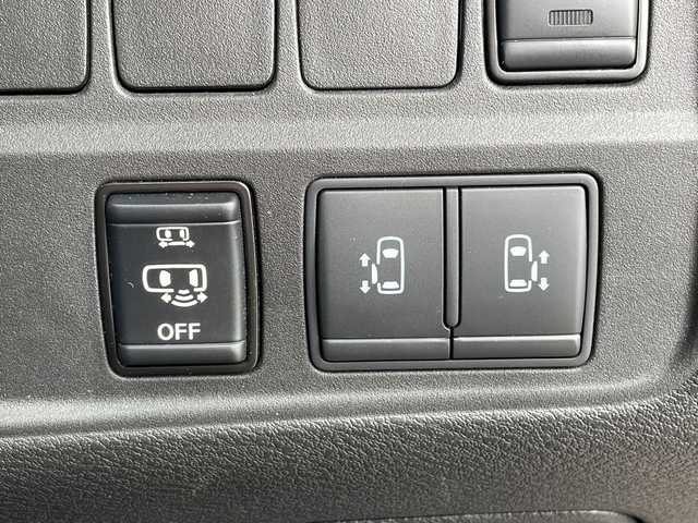 日産 セレナ ハイウェイスター V 愛知県 2021(令3)年 4.4万km カシミヤグレージュ プロパイロット/純正10型ナビ/フリップダウンモニター/全方位カメラ/両側パワースライドドア/クルーズコントロール/バックカメラ/コーナーセンサー/純正アルミホイール/ブラインドスポットモニター/LEDヘッドライト/インテリジェントミラー/リアオートエアコン/オートマチックハイビーム/衝突軽減システム/フルセグ/CD DVD/Bluetooth/ステアリングスイッチ/スマートキー/プッシュスタート