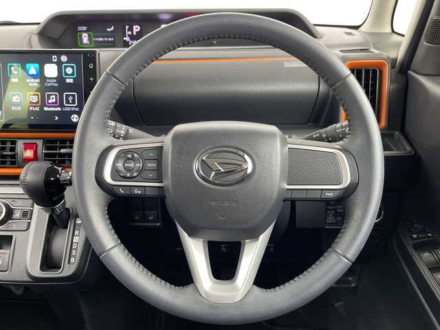 ダイハツ タント ファンクロスターボ 埼玉県 2025(令7)年 0.3万km クロムグレーメタリック 純正9インチディスプレイオーディオ/スマートアシスト/両側パワースライドドア/HDMI/USBソケット/バックカメラ/ドライブレコーダー/ETC/前席シートヒーター/LEDヘッドライト/プッシュスタート/スマートキー/純正15インチアルミホイール