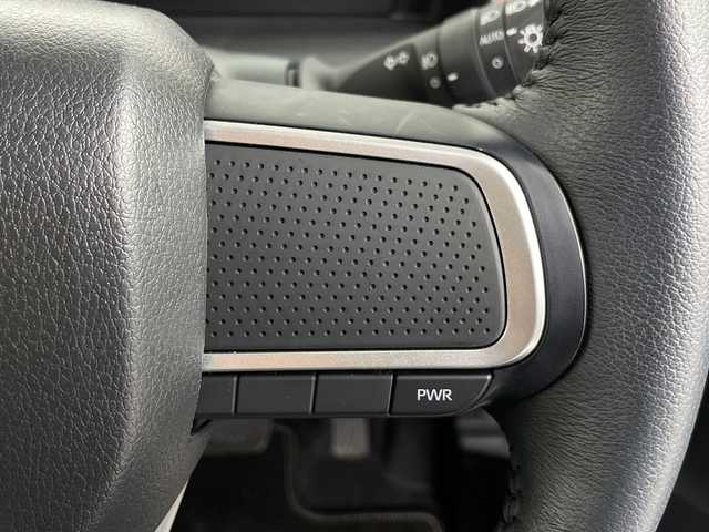 ダイハツ タント ファンクロスターボ 埼玉県 2025(令7)年 0.3万km クロムグレーメタリック 純正9インチディスプレイオーディオ/スマートアシスト/両側パワースライドドア/HDMI/USBソケット/バックカメラ/ドライブレコーダー/ETC/前席シートヒーター/LEDヘッドライト/プッシュスタート/スマートキー/純正15インチアルミホイール