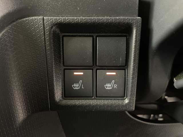 ダイハツ タント ファンクロスターボ 埼玉県 2025(令7)年 0.3万km クロムグレーメタリック 純正9インチディスプレイオーディオ/スマートアシスト/両側パワースライドドア/HDMI/USBソケット/バックカメラ/ドライブレコーダー/ETC/前席シートヒーター/LEDヘッドライト/プッシュスタート/スマートキー/純正15インチアルミホイール