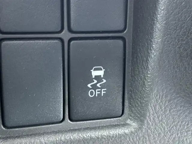 トヨタ ランドクルーザー プラド TX 東京都 2013(平25)年 2.5万km ホワイトパールクリスタルシャイン ナビ　/横滑り防止　/電格ミラー　/ビルトインＥＴＣ　/トランスファースイッチ　/ウィンドシールドデアイサー　/ヘッドライトレベライザー　/純正フロアマット　/ドアバイザー　/ステアリングスイッチ　/プッシュスタート