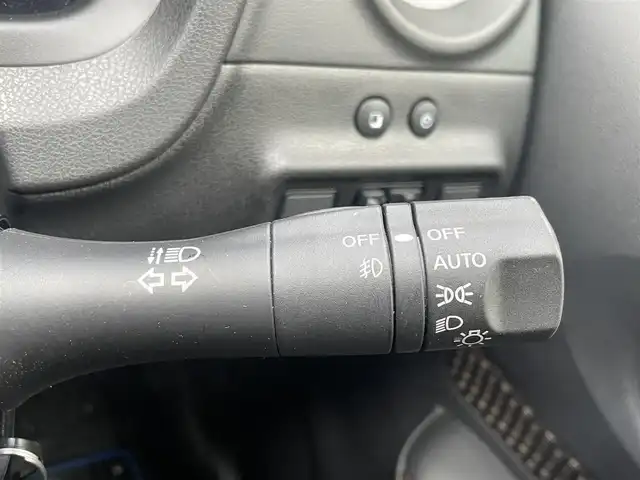 日産 ノート e－パワー メダリスト 島根県 2018(平30)年 1.5万km スーパーブラック 純正ＳＤナビ　/フルセグＴＶ　/ＤＶＤ再生　/Ｂｌｕｅｔｏｏｔｈ接続　/全方位/バック/サイド/フロントカメラ　/ＥＴＣ2.0/純正ドラレコ　/インテリジェントクルーズコントロール/前後コーナーセンサー　/純正ＬＥＤライト　/純正アルミホイール　/純正フロアマット　/保証書・取扱説明書