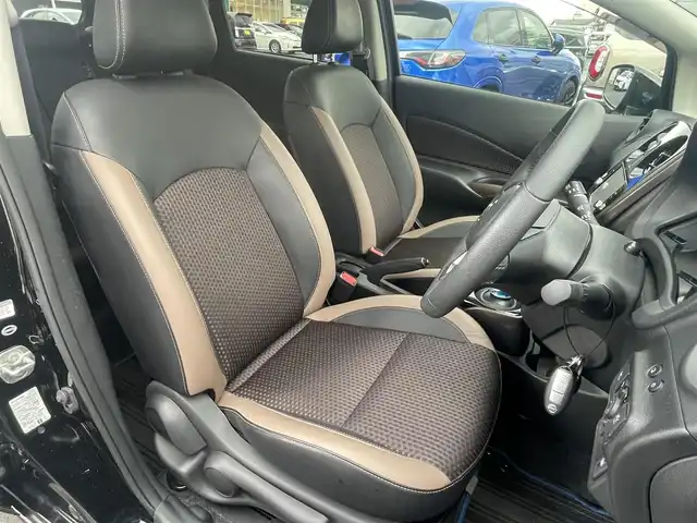 日産 ノート e－パワー メダリスト 島根県 2018(平30)年 1.5万km スーパーブラック 純正ＳＤナビ　/フルセグＴＶ　/ＤＶＤ再生　/Ｂｌｕｅｔｏｏｔｈ接続　/全方位/バック/サイド/フロントカメラ　/ＥＴＣ2.0/純正ドラレコ　/インテリジェントクルーズコントロール/前後コーナーセンサー　/純正ＬＥＤライト　/純正アルミホイール　/純正フロアマット　/保証書・取扱説明書