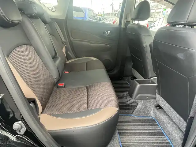 日産 ノート e－パワー メダリスト 島根県 2018(平30)年 1.5万km スーパーブラック 純正ＳＤナビ　/フルセグＴＶ　/ＤＶＤ再生　/Ｂｌｕｅｔｏｏｔｈ接続　/全方位/バック/サイド/フロントカメラ　/ＥＴＣ2.0/純正ドラレコ　/インテリジェントクルーズコントロール/前後コーナーセンサー　/純正ＬＥＤライト　/純正アルミホイール　/純正フロアマット　/保証書・取扱説明書