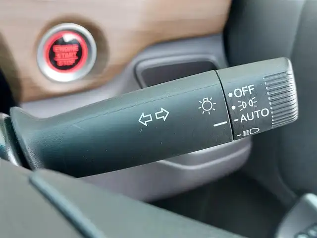 ホンダ フリード G ホンダセンシング 東京都 2021(令3)年 2万km クリスタルブラックパール Cパッケージ/・UVカットガラス/・前席シートヒーター/・2列目サンシェード/純正SDナビ/バックカメラ/CD/DVD/BT/AM/FM/TV/両側パワースライドドア/リアスポイラー/ビルトインETC/アイドリングストップ/前後ドライブレコーダー/ホンダセンシング/衝突軽減ブレーキ/レーントレーシングアシスト/アダプティブクルーズコントロール