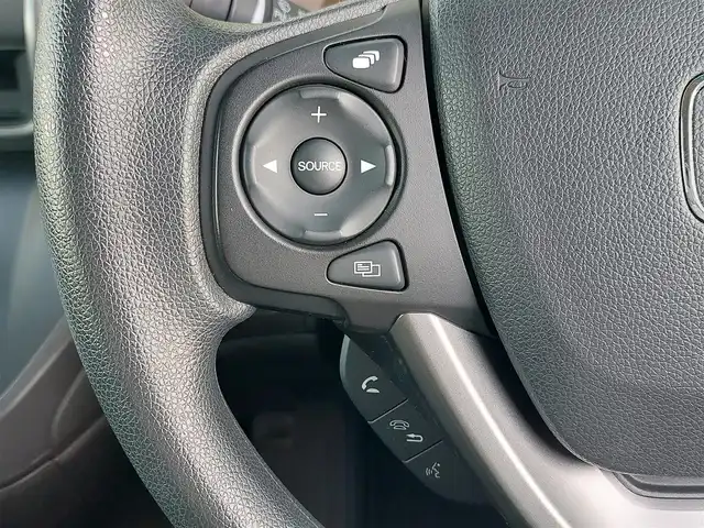 ホンダ フリード G ホンダセンシング 東京都 2021(令3)年 2万km クリスタルブラックパール Cパッケージ/・UVカットガラス/・前席シートヒーター/・2列目サンシェード/純正SDナビ/バックカメラ/CD/DVD/BT/AM/FM/TV/両側パワースライドドア/リアスポイラー/ビルトインETC/アイドリングストップ/前後ドライブレコーダー/ホンダセンシング/衝突軽減ブレーキ/レーントレーシングアシスト/アダプティブクルーズコントロール