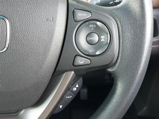 ホンダ フリード G ホンダセンシング 東京都 2021(令3)年 2万km クリスタルブラックパール Cパッケージ/・UVカットガラス/・前席シートヒーター/・2列目サンシェード/純正SDナビ/バックカメラ/CD/DVD/BT/AM/FM/TV/両側パワースライドドア/リアスポイラー/ビルトインETC/アイドリングストップ/前後ドライブレコーダー/ホンダセンシング/衝突軽減ブレーキ/レーントレーシングアシスト/アダプティブクルーズコントロール