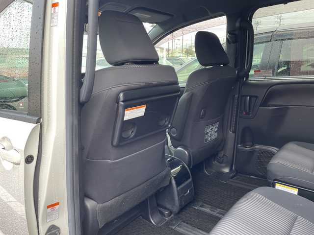 トヨタ ヴォクシー ZS 長野県 2017(平29)年 3.8万km ホワイトパールクリスタルシャイン 禁煙車/純正9インチナビ【NSZT-Y66T】/（CD/DVD/フルセグTV/Bluetooth）/セーフティセンス/・プリクラッシュセーフティ/・レーンディパーチャーアラート/・先行車発進告知機能/・オートマチックハイビーム/バックカメラ/ビルトインETC/両側パワースライドドア/ドライブレコーダー/革巻きステアリング/クルーズコントロール/ステアリングスイッチ/LEDヘッドライト/フォグランプ/オートライト/スマートキー/Pスタート/電動格納ミラー/純正16インチAW/純正フロアマット/ドアバイザー