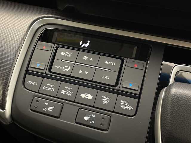 ホンダ ステップワゴン スパーダ eHEV G EXホンダS 茨城県 2020(令2)年 5.1万km プラチナホワイトパール 純正８型ナビ　バックモニター　フルセグＴＶ　ドライブレコーダー　追従クルコン　ビルトインＥＴＣ２．０　シートヒーター　衝突軽減ブレーキ　両側電動スライドドア　純正１６インチアルミホイール　禁煙車