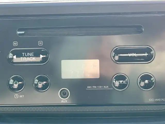 ダイハツ ムーヴ L 和歌山県 2018(平30)年 6.2万km ホワイト 純正CDチューナー/ワンオーナー/横滑り防止装置/アイドリングストップ/ヘッドライトレベライザー/パワーステアリング/純正アルミホイール/純正フロアマット/純正ドアバイザー