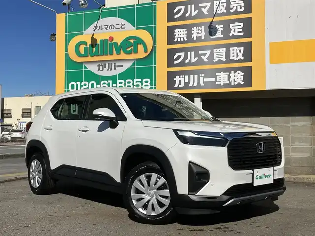 ホンダ ＷＲ－Ｖ X 三重県 2024(令6)年 0.1万km未満 プラチナホワイトパール ♪♪登録済未使用車♪♪/ホンダセンシング/　・衝突軽減ブレーキ(CMBS)/　・踏み間違い衝突軽減システム/　・路外逸脱抑制機能/　・歩行者事故低減ステアリング/　・先行車発進お知らせ/　・標識認識機能/　・オートハイビーム/　・パーキングセンサーシステム/　・アダプティブクルーズコントロール/　・車線維持支援システム/スマートキーx2/プッシュスタート/パドルシフト/LEDヘッドライト/オートライト/ライトレベリング/横滑り防止/ターンミラー/電動格納ミラー/サイドカーテンエアバック