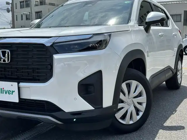 ホンダ ＷＲ－Ｖ X 三重県 2024(令6)年 0.1万km未満 プラチナホワイトパール ♪♪登録済未使用車♪♪/ホンダセンシング/　・衝突軽減ブレーキ(CMBS)/　・踏み間違い衝突軽減システム/　・路外逸脱抑制機能/　・歩行者事故低減ステアリング/　・先行車発進お知らせ/　・標識認識機能/　・オートハイビーム/　・パーキングセンサーシステム/　・アダプティブクルーズコントロール/　・車線維持支援システム/スマートキーx2/プッシュスタート/パドルシフト/LEDヘッドライト/オートライト/ライトレベリング/横滑り防止/ターンミラー/電動格納ミラー/サイドカーテンエアバック