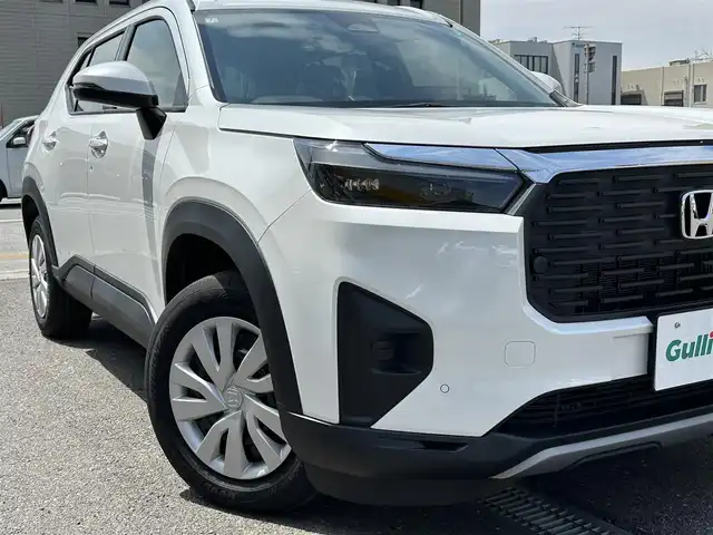 ホンダ ＷＲ－Ｖ X 三重県 2024(令6)年 0.1万km未満 プラチナホワイトパール ♪♪登録済未使用車♪♪/ホンダセンシング/　・衝突軽減ブレーキ(CMBS)/　・踏み間違い衝突軽減システム/　・路外逸脱抑制機能/　・歩行者事故低減ステアリング/　・先行車発進お知らせ/　・標識認識機能/　・オートハイビーム/　・パーキングセンサーシステム/　・アダプティブクルーズコントロール/　・車線維持支援システム/スマートキーx2/プッシュスタート/パドルシフト/LEDヘッドライト/オートライト/ライトレベリング/横滑り防止/ターンミラー/電動格納ミラー/サイドカーテンエアバック