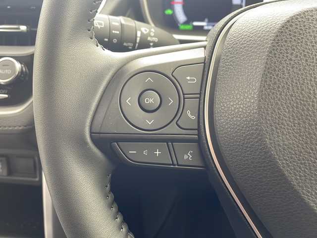 トヨタ カローラ クロス ハイブリッド Z 福岡県 2023(令5)年 0.4万km スパークリングブラックパールクリスタルシャイン モデリスタエアロ/純正10.5型ディスプレイオーディオ　/（ナビオプション/フルセグＴＶ/Bluetooth接続）/バックカメラ　/ガラスルーフ　/電動リアゲート　/ＥＴＣ２．０　/トヨタセーフティセンス/・プリクラッシュセーフティ/・レーンアシスト/・レーダークルーズコントロール/・オートマチックハイビーム　/・ブラインドスポットモニター/ＬＥＤオートライト/スマートキー/スペアキー/プッシュスタート　