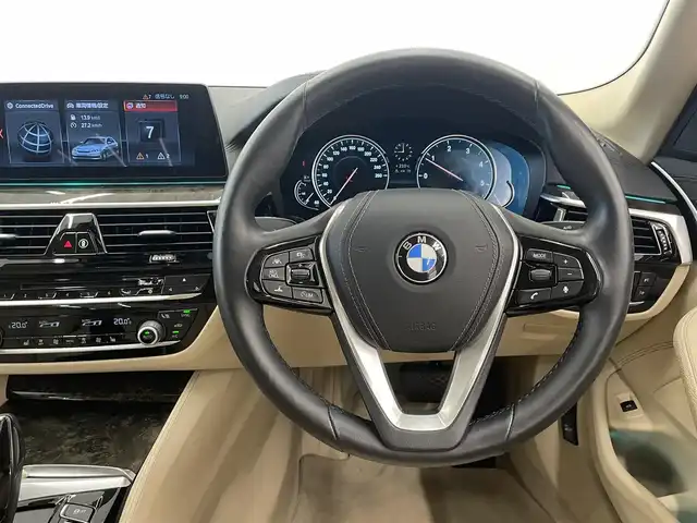 ＢＭＷ ５２３ｄ ラグジュアリー 岡山県 2017(平29)年 5.1万km インペリアル・ブルー・ブリリアント・エフェクト 純正ナビ/３６０°カメラ/純正フルセグＴＶ/ＡＣＣ　/ＰＤＣ/アクティブＰＤＣ緊急ブレーキ/パノラマビュー/インラリジェントＳ/衝突警告/車線逸脱警告/ステアリングサポート/車線変更警告/側面衝突警告/本革シート/シートヒーター（自動起動付き）ALL/パーキングベンチレーション/ミラー型ETC/SOSコールシステム/PTG/コンフォートアクセス