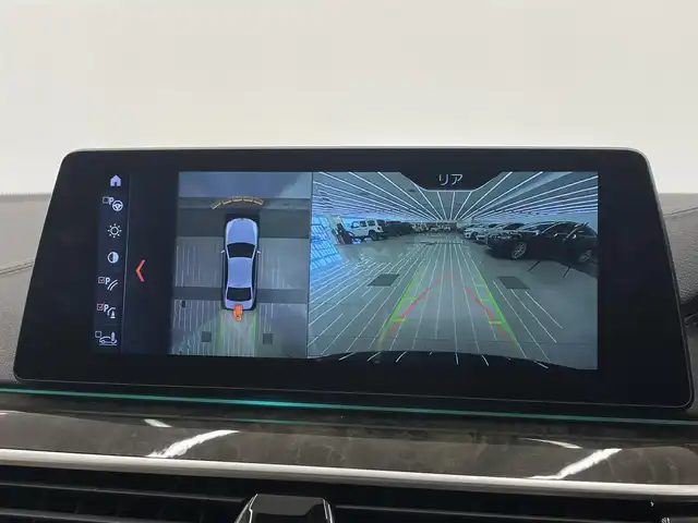ＢＭＷ ５２３ｄ ラグジュアリー 岡山県 2017(平29)年 5.1万km インペリアル・ブルー・ブリリアント・エフェクト 純正ナビ/３６０°カメラ/純正フルセグＴＶ/ＡＣＣ　/ＰＤＣ/アクティブＰＤＣ緊急ブレーキ/パノラマビュー/インラリジェントＳ/衝突警告/車線逸脱警告/ステアリングサポート/車線変更警告/側面衝突警告/本革シート/シートヒーター（自動起動付き）ALL/パーキングベンチレーション/ミラー型ETC/SOSコールシステム/PTG/コンフォートアクセス