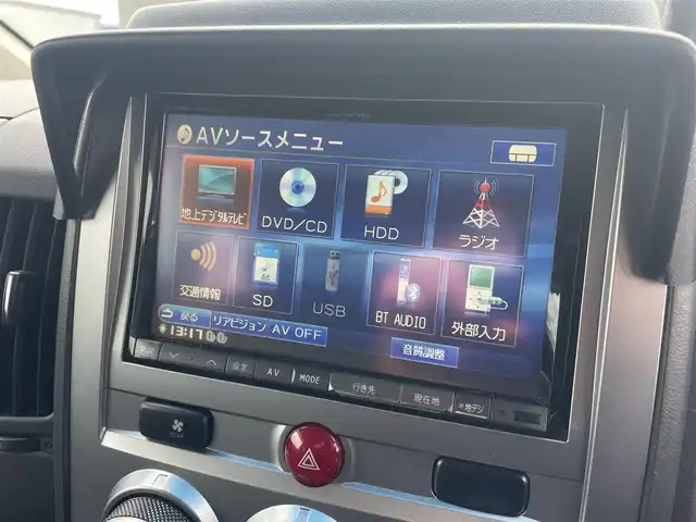 三菱 デリカＤ：５ G－Power package 鳥取県 2012(平24)年 11.7万km ウォームホワイトP/クールシルバー (株)IDOMが運営する【じしゃロン鳥取店】の自社ローン専用車両になります。こちらは現金またはオートローンご利用時の価格です。自社ローンご希望の方は別途その旨お申付け下さい/4WD/スマートキー×2/社外HDDナビ/・フルセグ/CD/DVD//バックカメラ/両側パワースライドドア/社外フリップダウンモニター/パドルシフト/クルーズコントロール/HIDオートライト/社外シートカバー付き/社外足回り/社外F・Rバンパーガード/社外左右ステップ/社外ETC